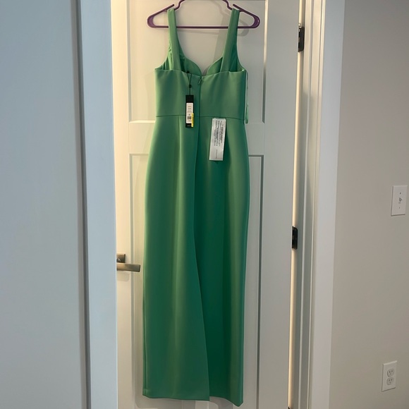 BCBG size 4 green dress - Picture 2 of 7